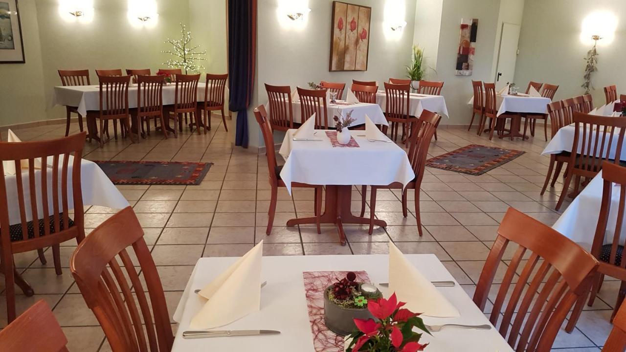 Hotel Walz Salzkotten ภายนอก รูปภาพ